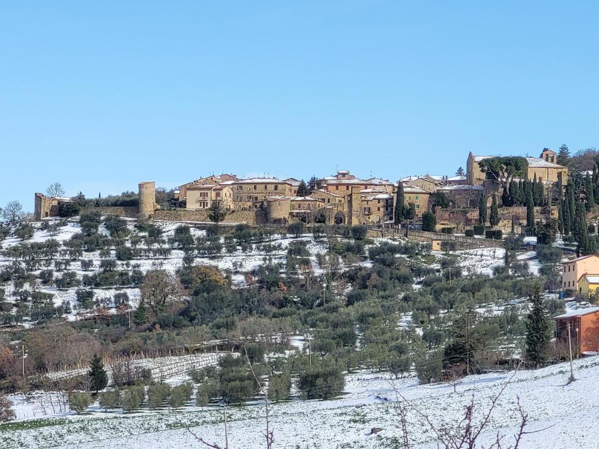 Palazzetto Del Pittore San Quirico dʼOrcia Buitenkant foto