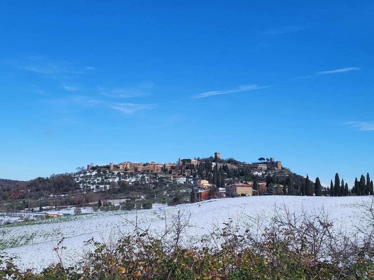Palazzetto Del Pittore San Quirico dʼOrcia Buitenkant foto